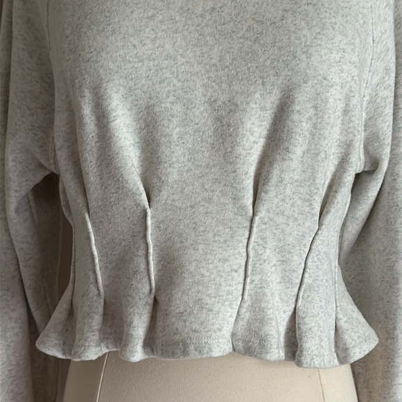 Amuse Society Stylish Cinched Sweatshirt Pullover XS - Picture 4 of 9
